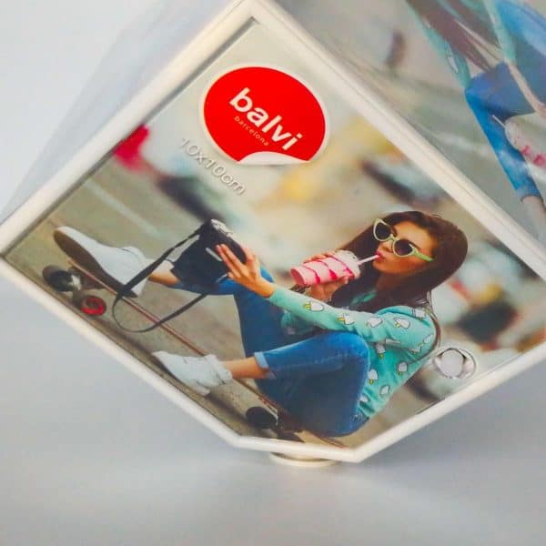 Cubo Giratório para Fotos com Relógio - Image 4